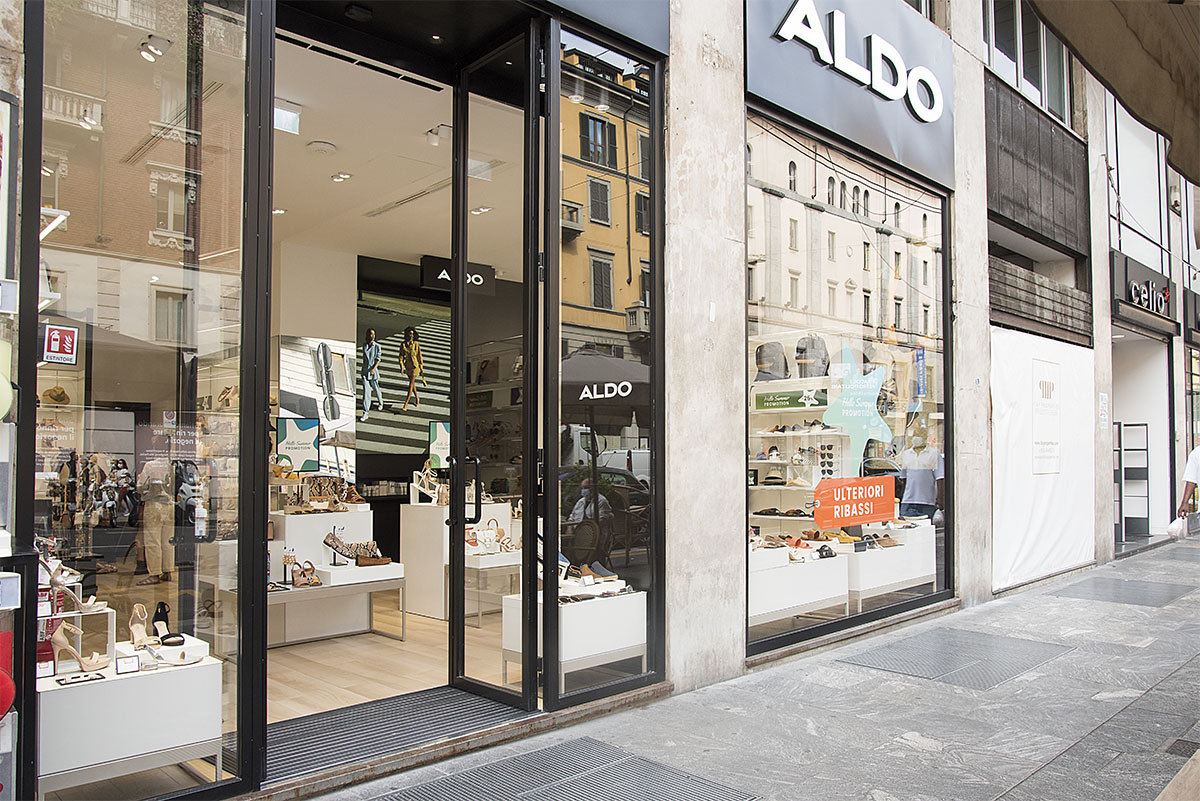 Soar Latter Foto ALDO Shoes - Itay Properties